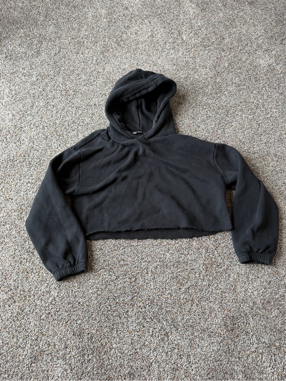 Zara Black Cropped Hoodie Raw Hem Fleece Pullover Sweatshirt Women's Small